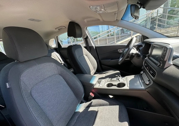Hyundai Kona cena 99900 przebieg: 73400, rok produkcji 2020 z Świnoujście małe 154